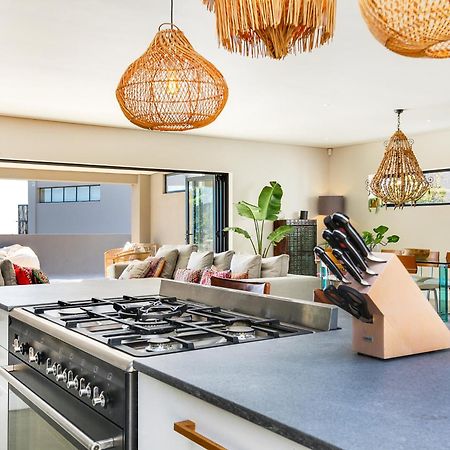 Solar-Powered Mountain Retreat With Natural Pool Cape Town Ngoại thất bức ảnh